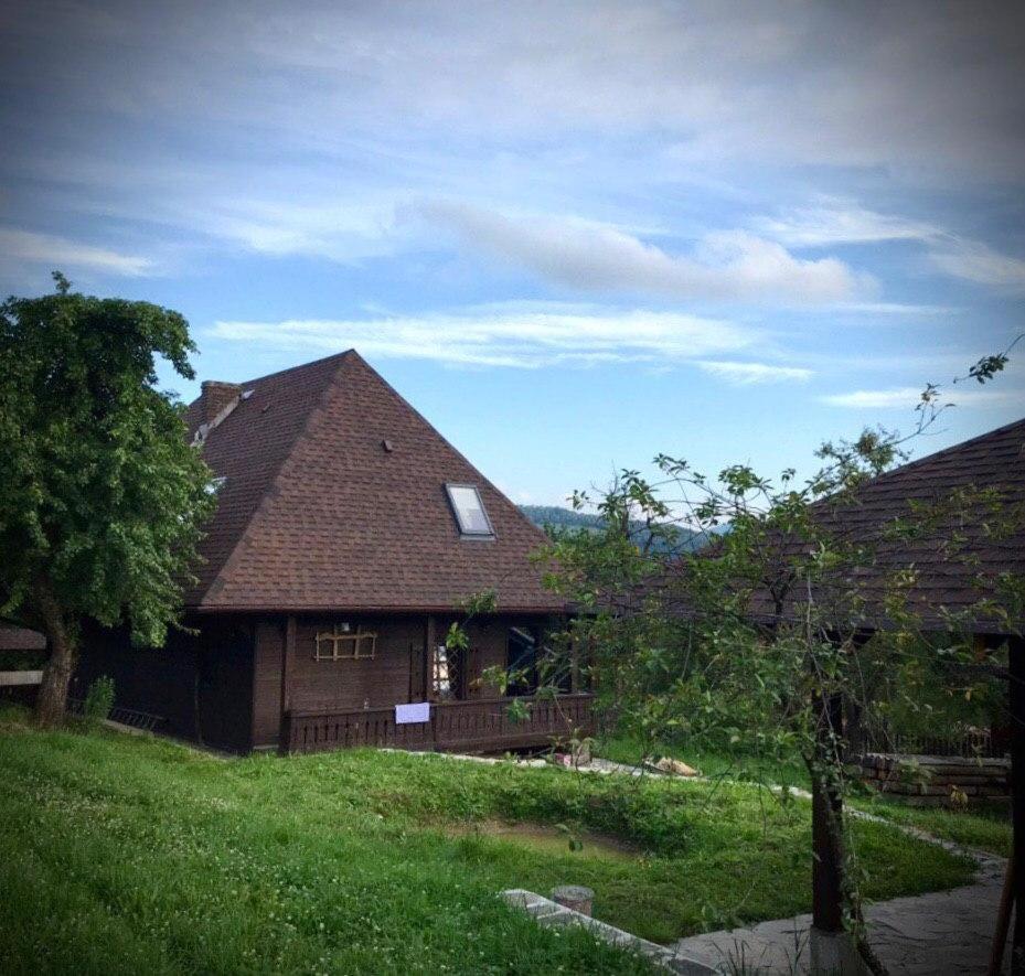 Садиба Остра Shcherbovets Екстериор снимка